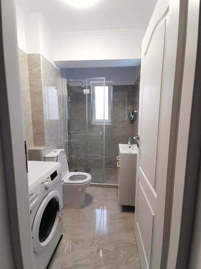Otopeni Comfort Apartaments Bagian luar foto