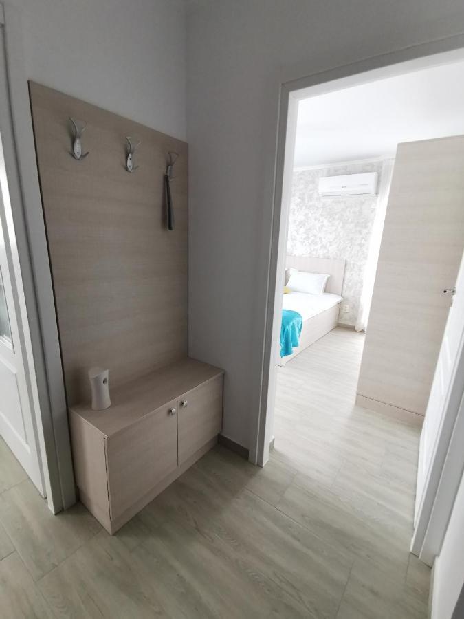 Otopeni Comfort Apartaments Bagian luar foto